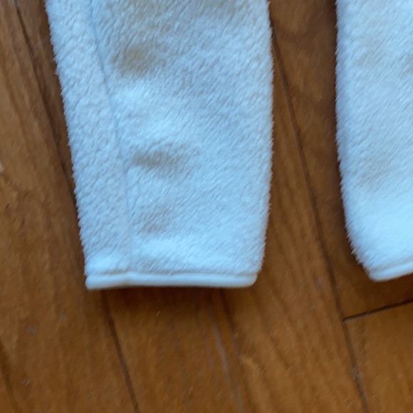 🧸 Carter’s Baby Boy One Piece Hoodie Bodysuit - Picture 4 of 6